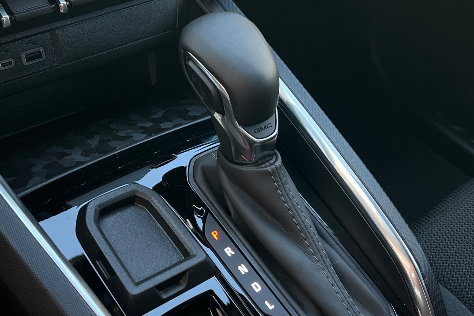 New 2026 GMC Canyon Elevation RWD image 23