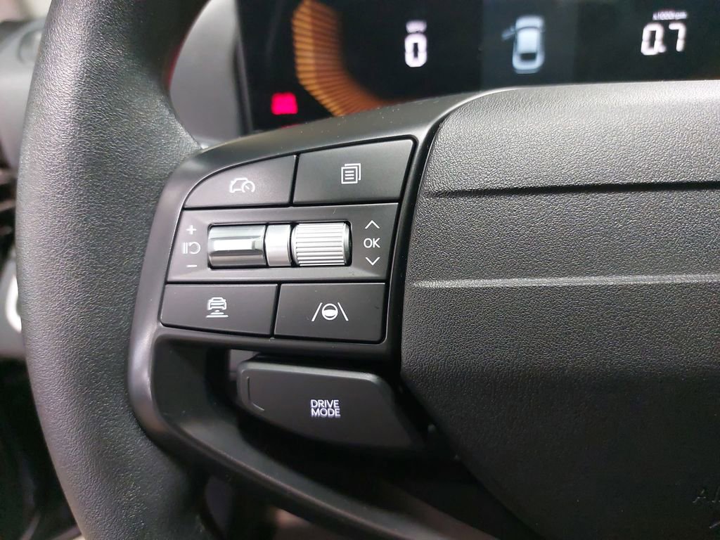 Used 2025 Kia K4 LXS image 16
