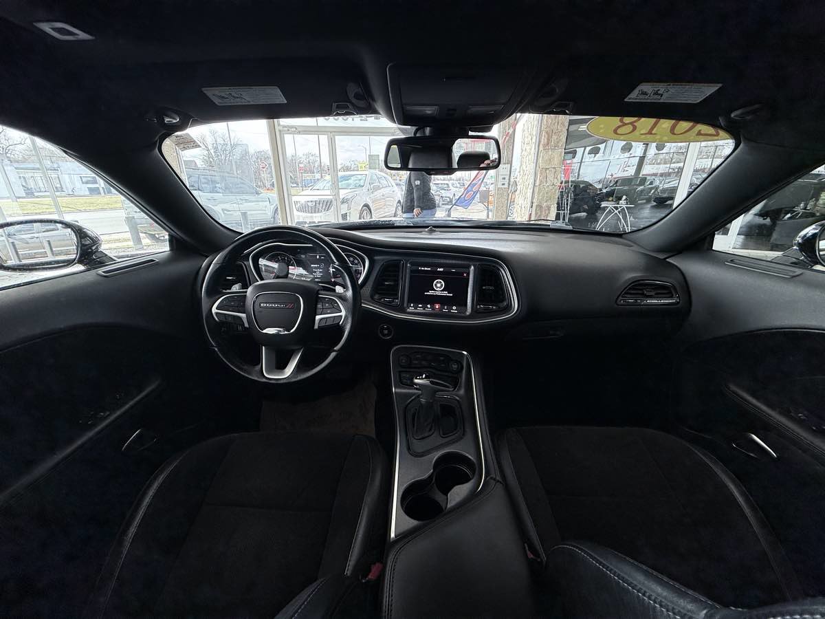 Used 2018 Dodge Challenger R/T Scat Pack w/ Leather Interior Group image 43