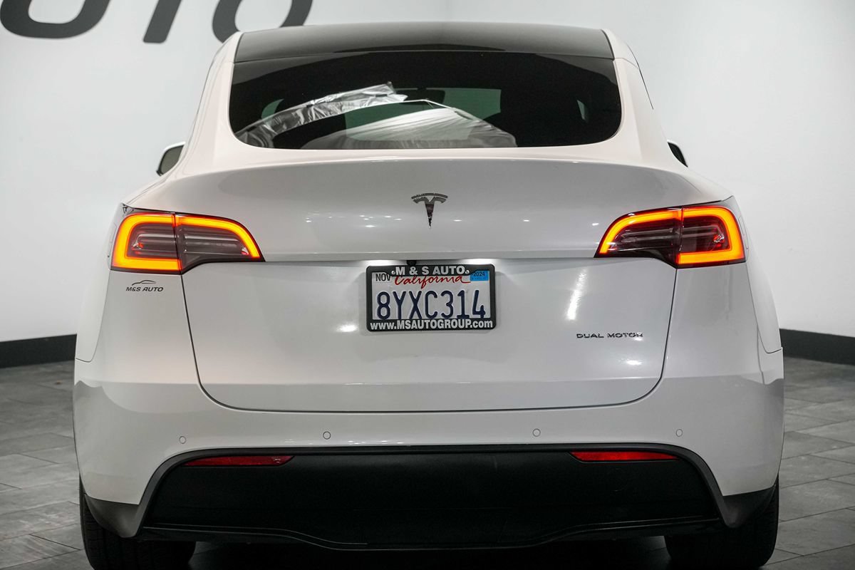 Used 2021 Tesla Model Y Long Range AWD/4WD image 4