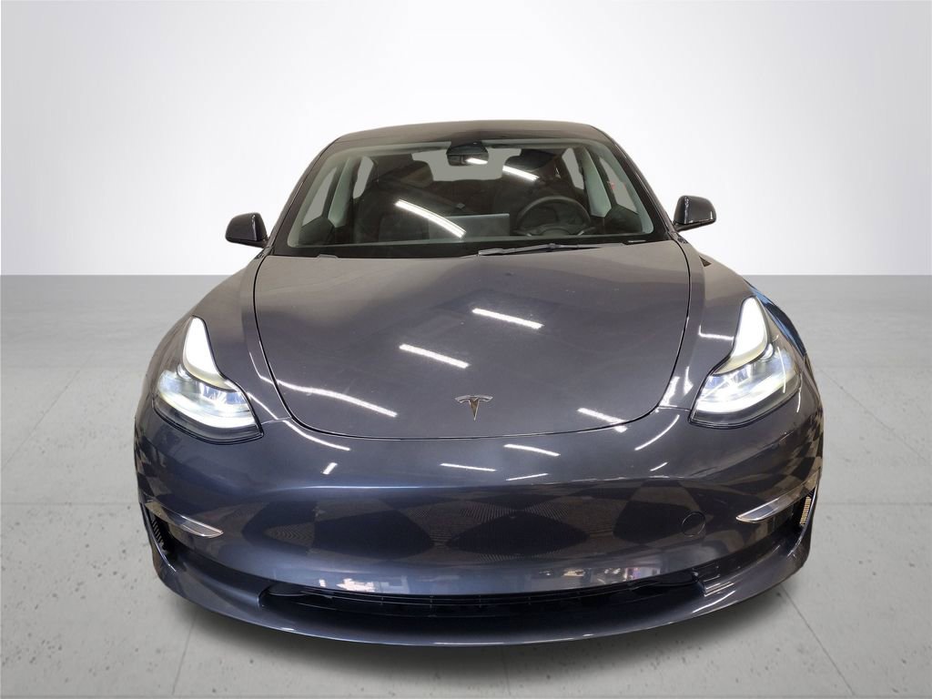 Used 2023 Tesla Model 3 Performance image 3
