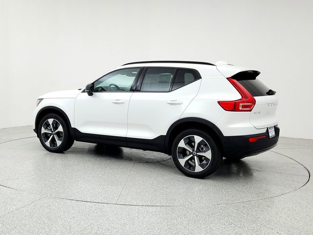 New 2026 Volvo XC40 B5 Plus w/ Protection Package Premier image 7