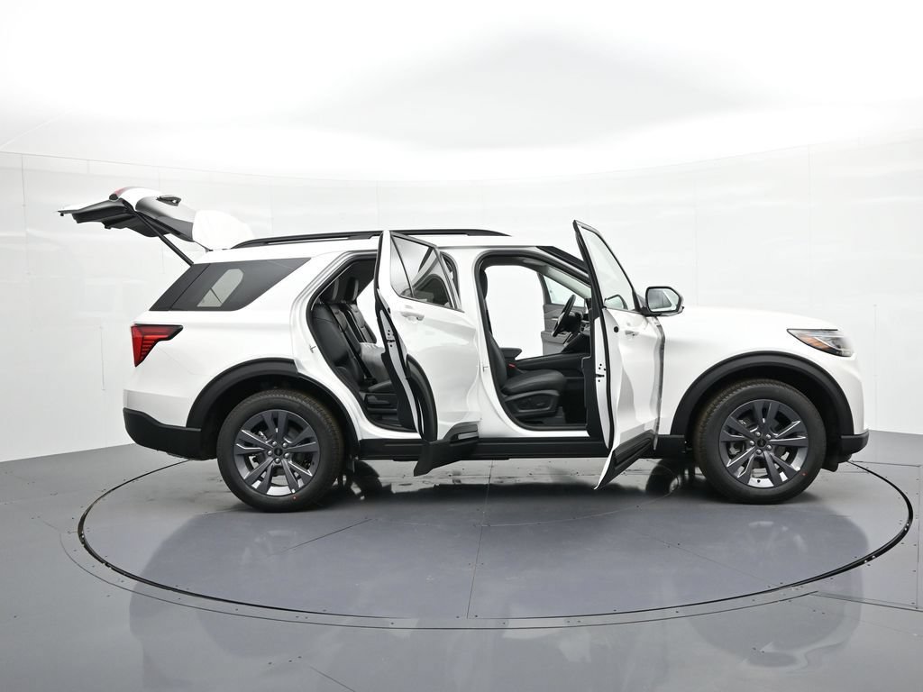 New 2026 Ford Explorer Active w/ Active Comfort Package AWD/4WD image 34