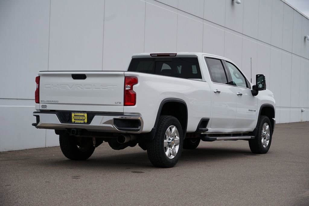 Used 2022 Chevrolet Silverado 3500 LTZ image 3