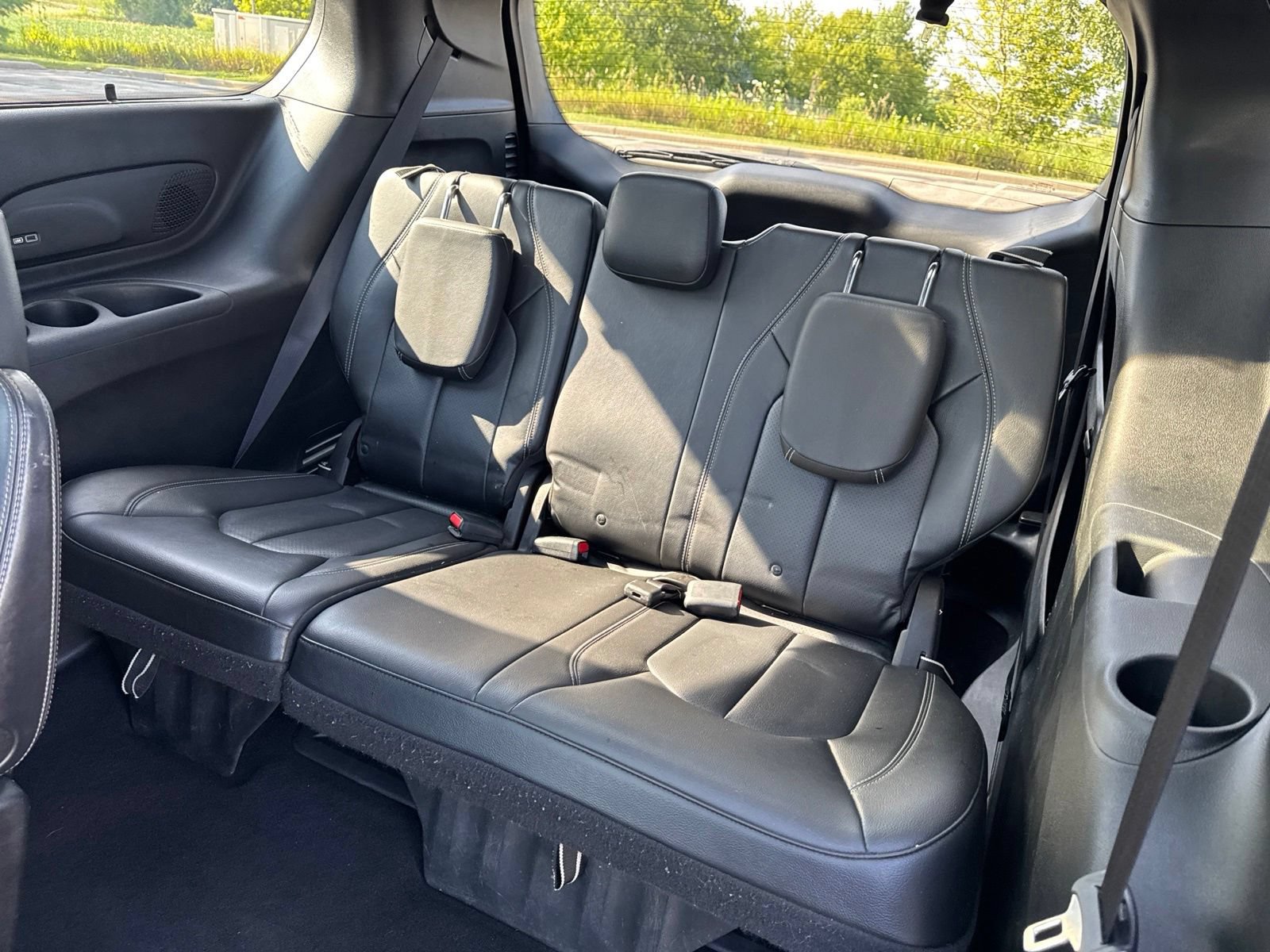 Used 2018 Chrysler Pacifica Touring-L Plus FWD image 18
