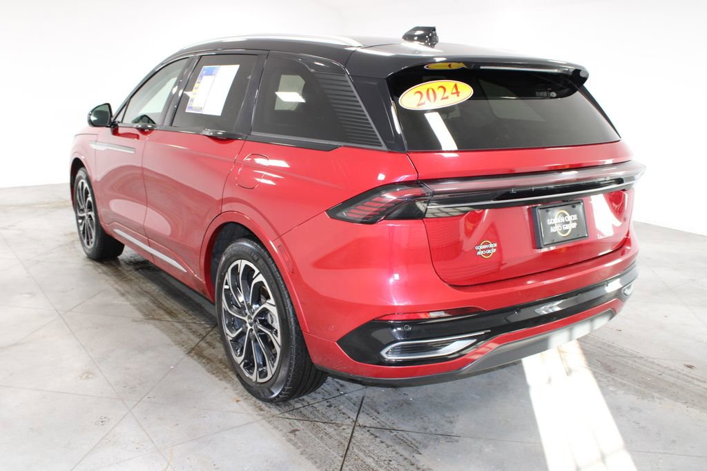 Used 2024 Lincoln Nautilus Reserve image 7