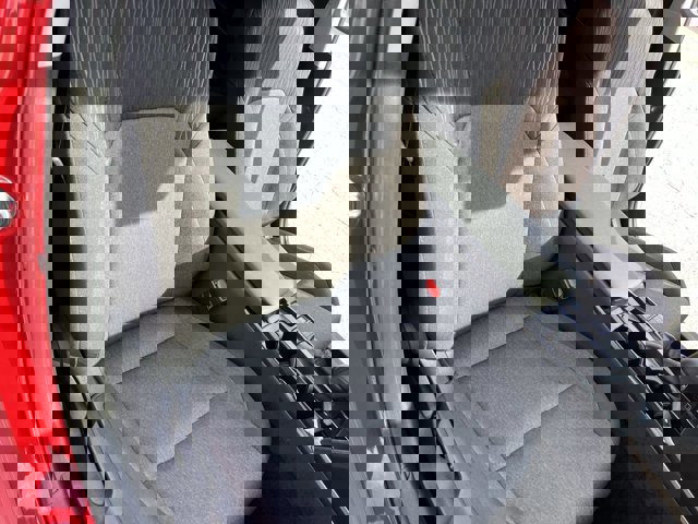 Used 2025 Toyota Camry LE w/ Convenience Package FWD image 28