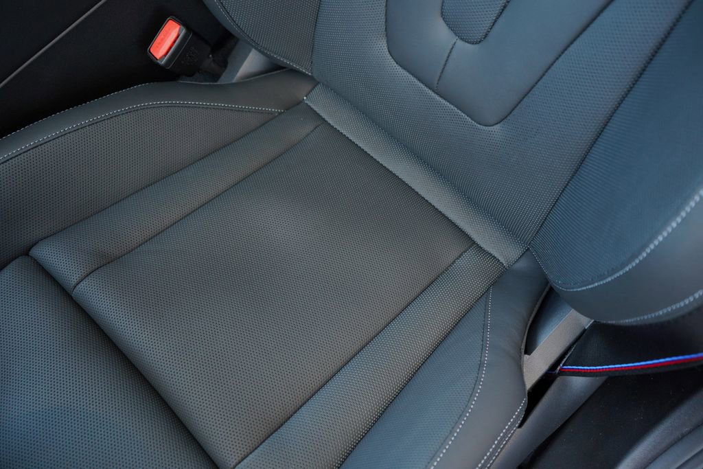 New 2026 BMW M5 w/ Carbon Package AWD/4WD image 12