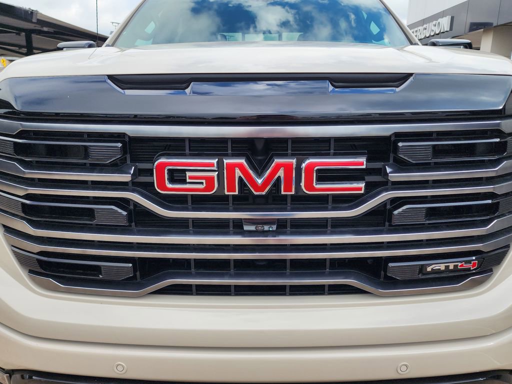 New 2026 GMC Sierra 1500 AT4 w/ AT4 Premium Package AWD/4WD image 10