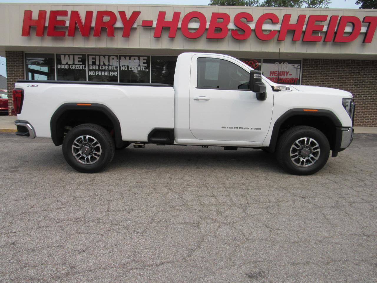Used 2025 GMC Sierra 2500 SLE w/ SLE Convenience Package AWD/4WD image 7