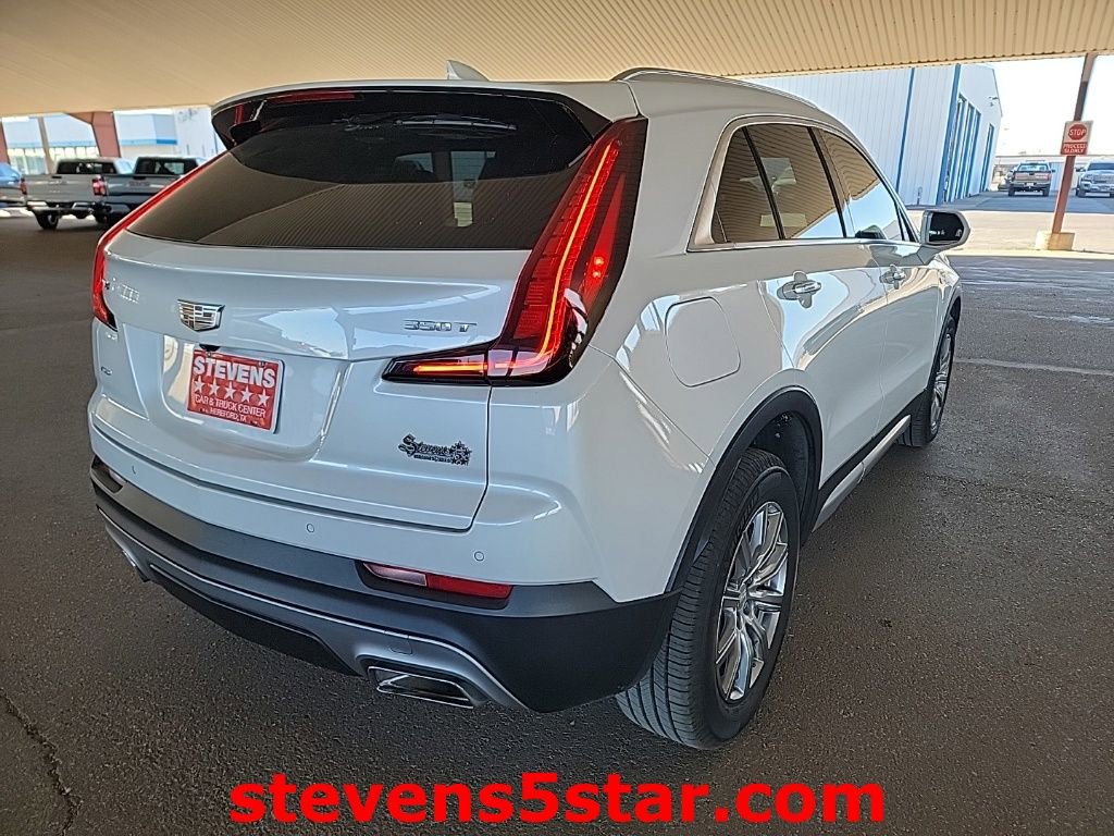 Used 2020 Cadillac XT4 Premium Luxury w/ Driver Awareness Package image 8