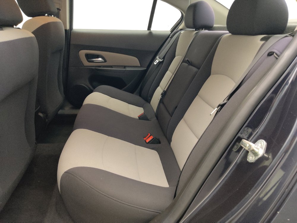 Used 2014 Chevrolet Cruze LS FWD image 18
