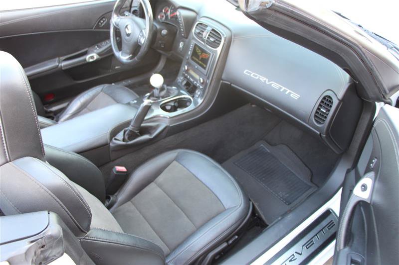 Used 2013 Chevrolet Corvette 427 w/ 1SC Preferred Equipment Group RWD image 16