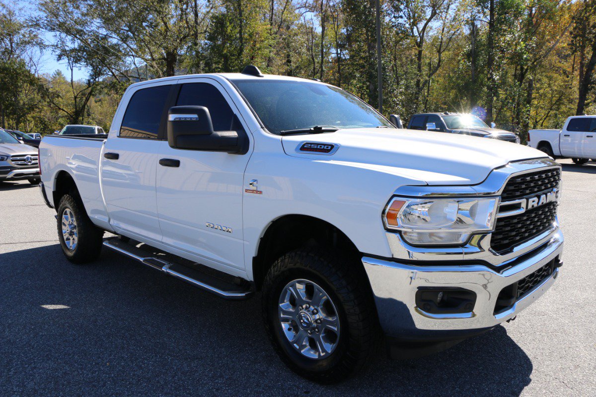 Used 2024 RAM 2500 Big Horn w/ Off Road Package AWD/4WD image 10