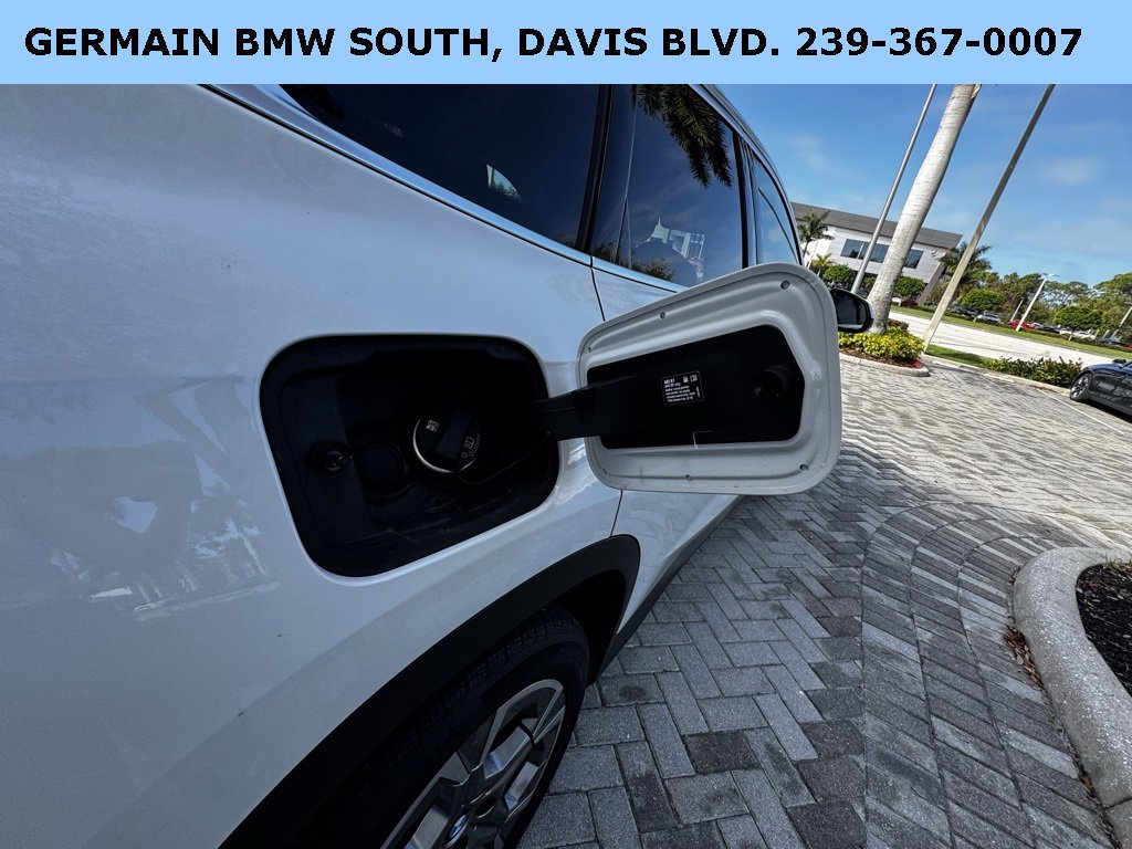 Certified 2023 BMW X1 xDrive28i w/ Convenience Package image 9