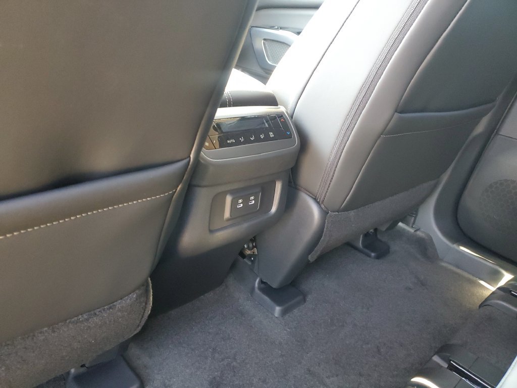 New 2026 Nissan Pathfinder SL FWD image 16