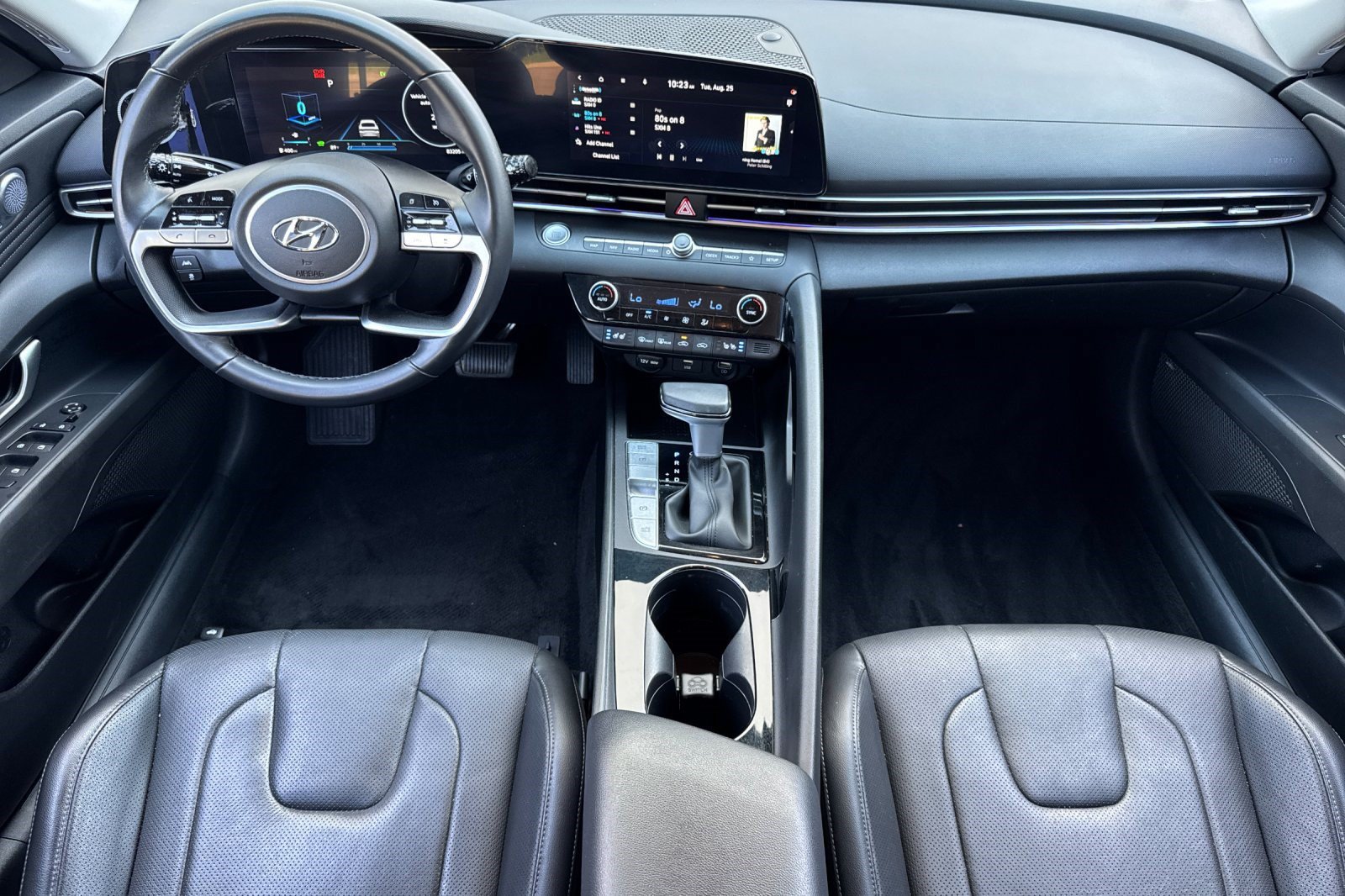 Used 2023 Hyundai Elantra Limited FWD image 16