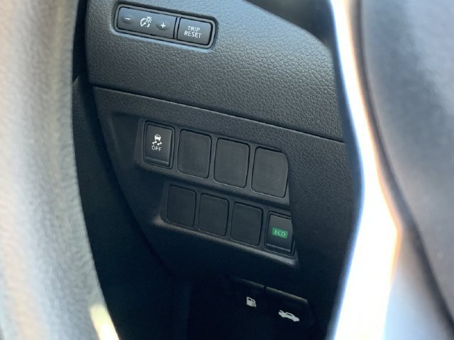 Used 2017 Nissan Rogue Sport SV FWD image 15