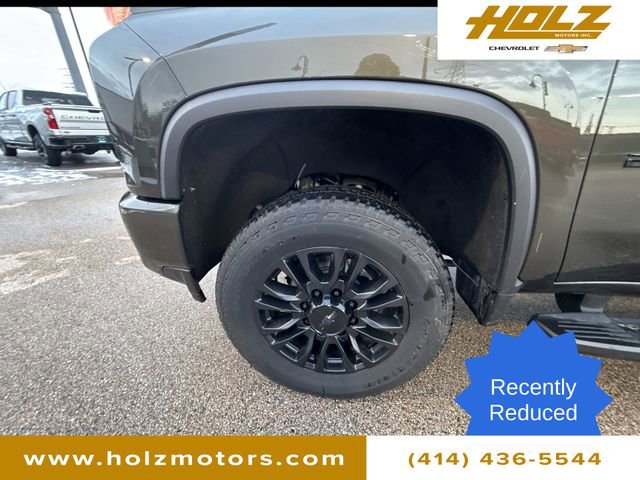 Certified 2022 Chevrolet Silverado 2500 High Country w/ LPO, Dark Essentials Package image 35