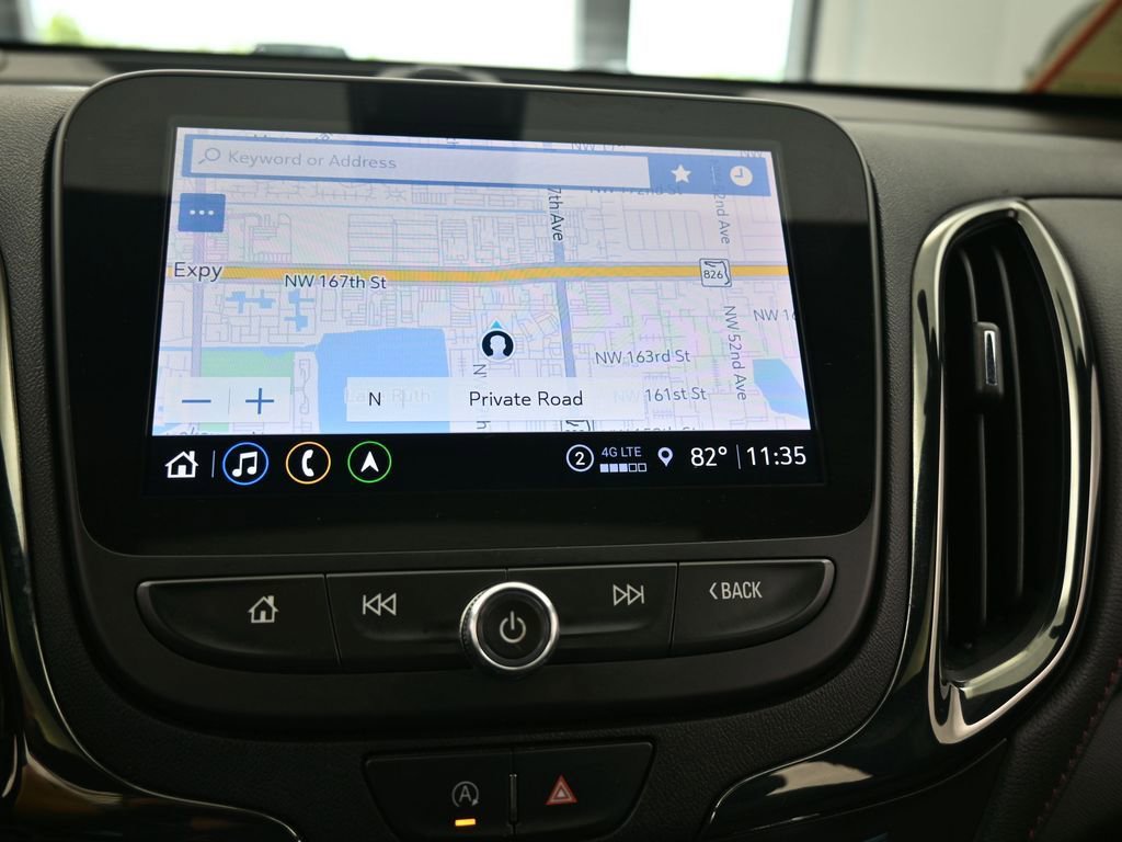 Used 2022 Chevrolet Equinox RS w/ Infotainment Package image 19