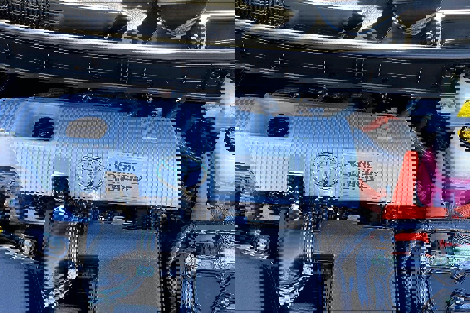 Used 2014 Toyota Prius Three FWD image 28