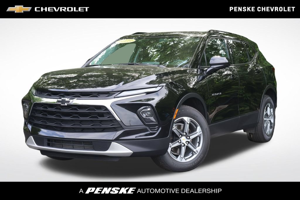 Used 2023 Chevrolet Blazer LT w/ Convenience Package FWD image 1