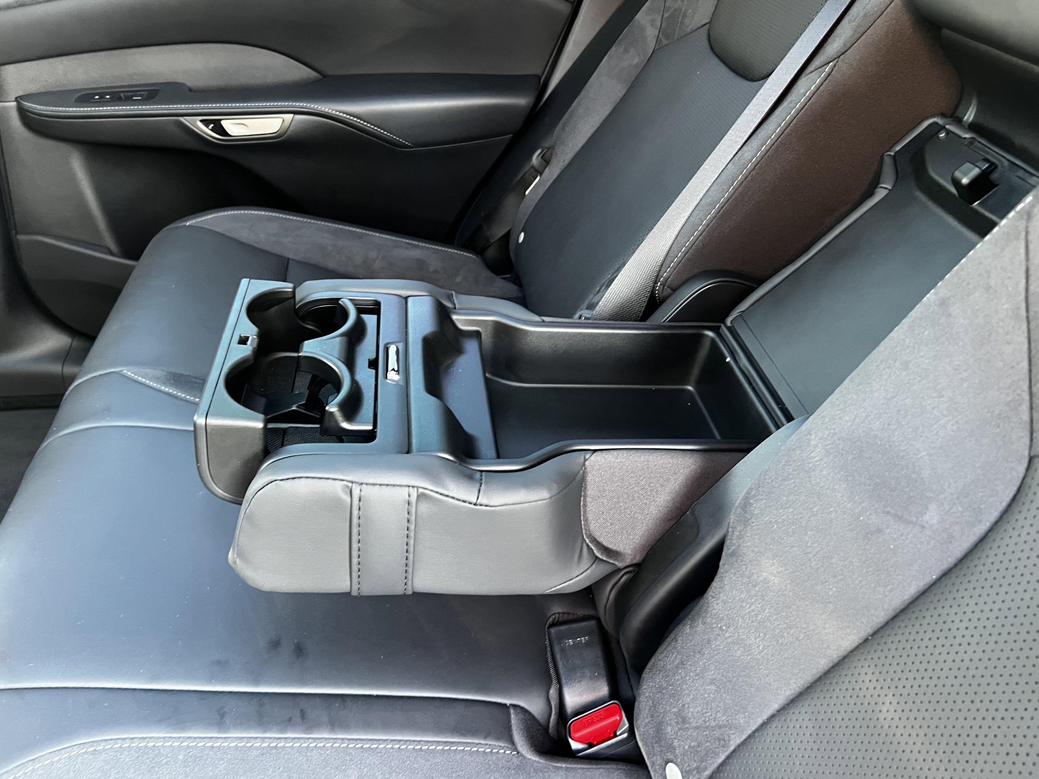 Used 2024 Lexus RX 350 FWD image 41