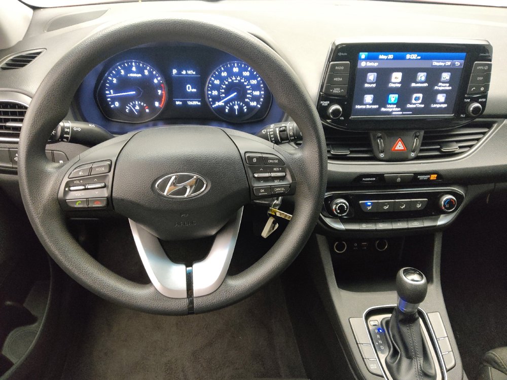 Used 2019 Hyundai Elantra GT FWD image 22