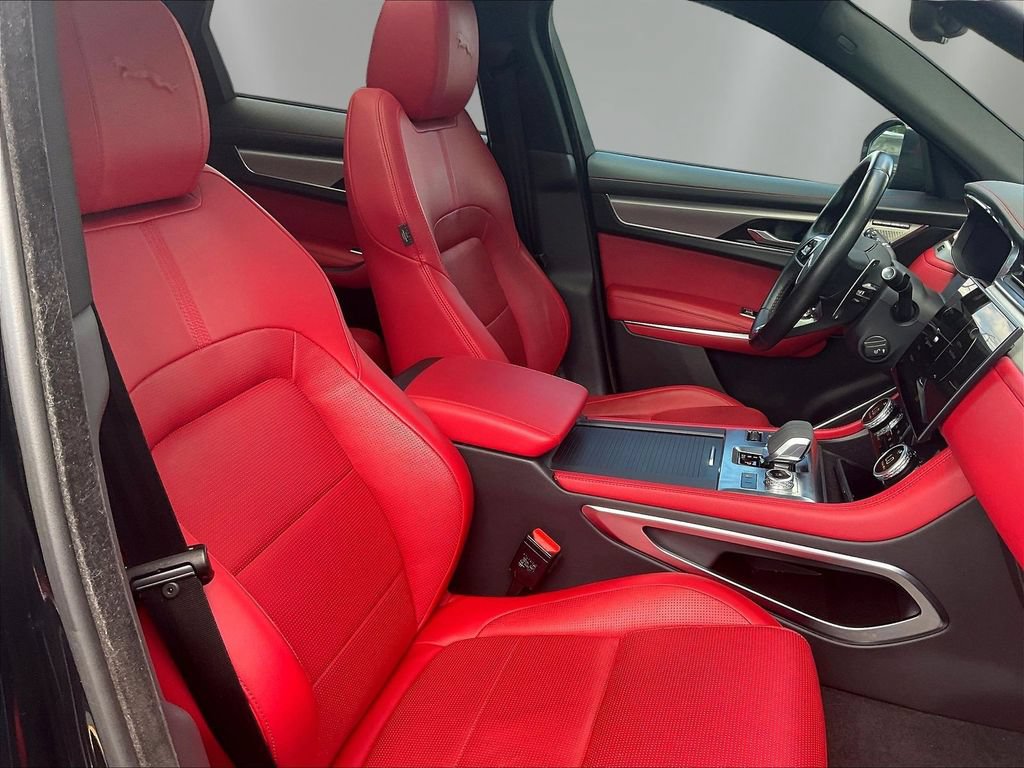 Used 2023 Jaguar F-PACE R-Dynamic S AWD/4WD image 28