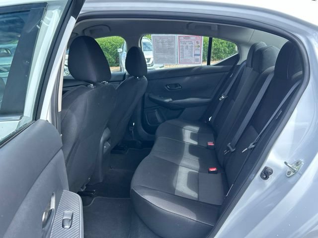 Used 2025 Nissan Sentra SV FWD image 15