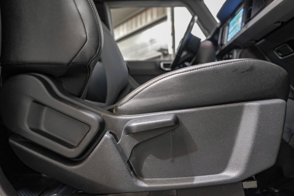 Used 2023 Ford Bronco Black Diamond image 36