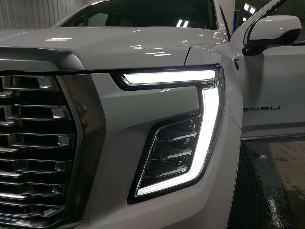 New 2026 GMC Yukon Denali w/ Advanced Technology Package image 33