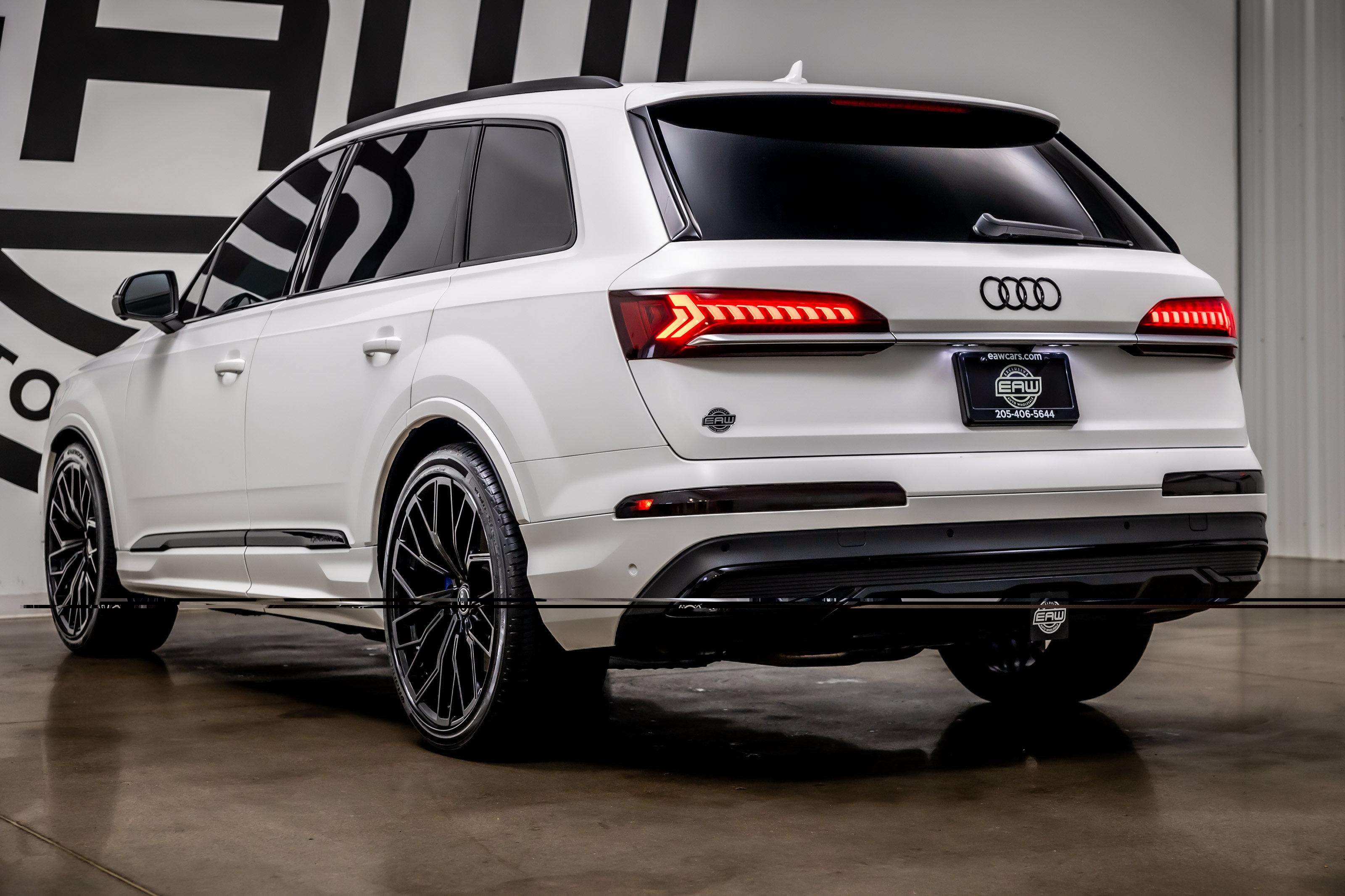 Used 2021 Audi Q7 3.0T Prestige AWD/4WD image 29