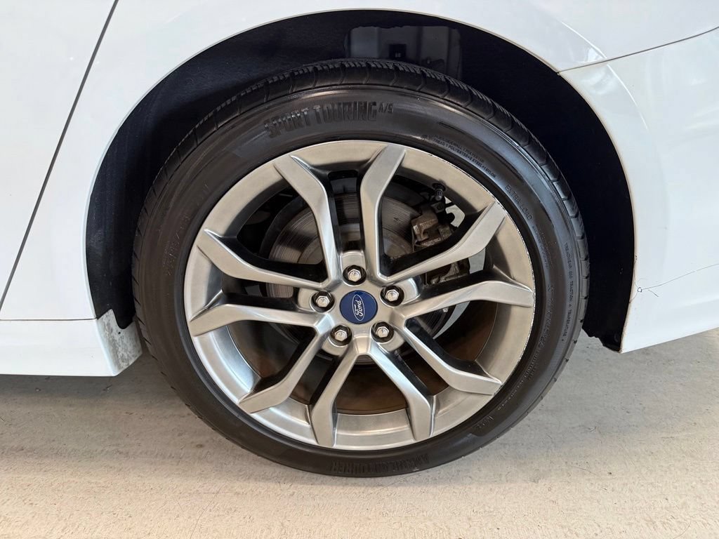 Used 2020 Ford Fusion SEL FWD image 33