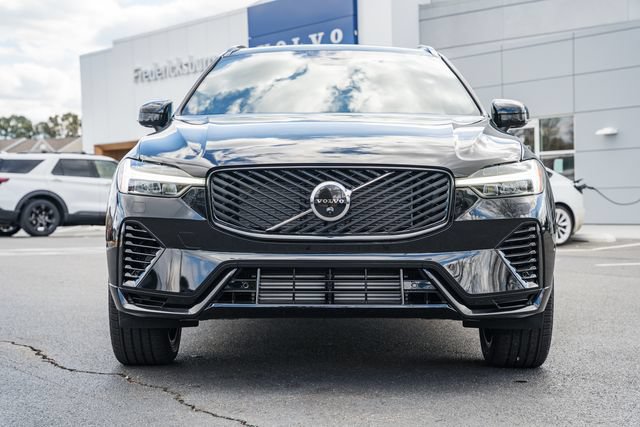 New 2026 Volvo XC60 T8 Plus w/ Protection Package Premier AWD/4WD image 2