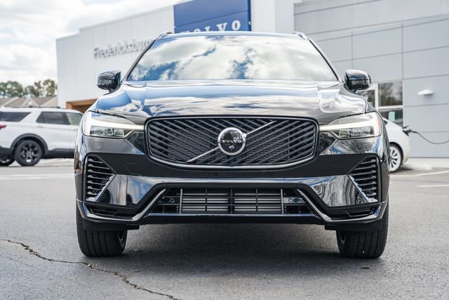 New 2026 Volvo XC60 T8 Plus w/ Protection Package Premier image 2