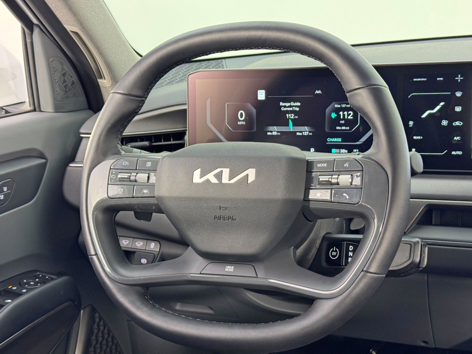 Used 2024 Kia EV9 Light Long Range image 19