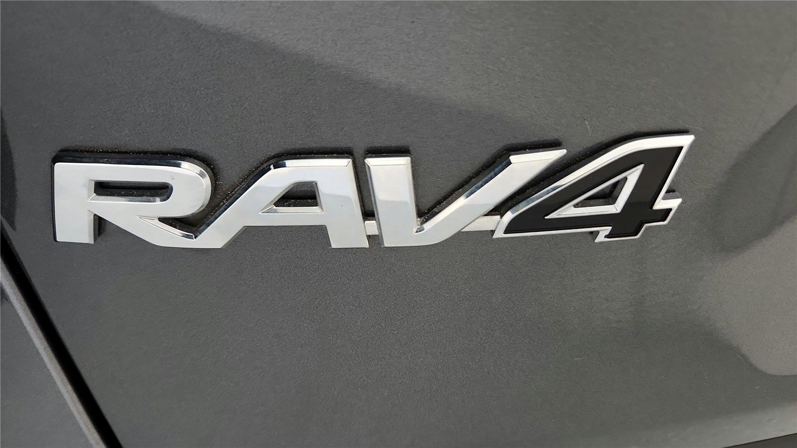 Certified 2023 Toyota RAV4 XLE w/ Convenience Package image 13