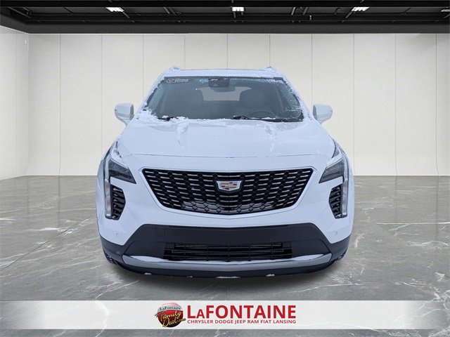 Used 2022 Cadillac XT4 Premium Luxury w/ Cold Weather Package image 8