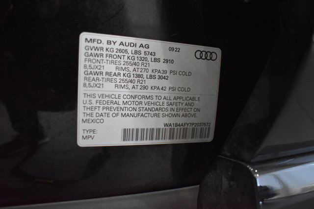 Used 2023 Audi SQ5 Premium Plus w/ Premium Plus Package AWD/4WD image 29