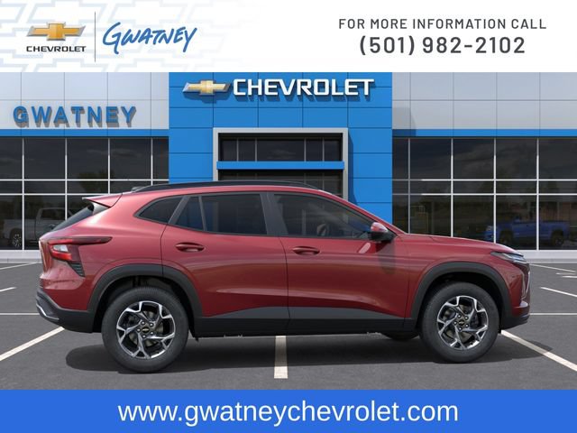 Used 2025 Chevrolet Trax LT FWD image 5
