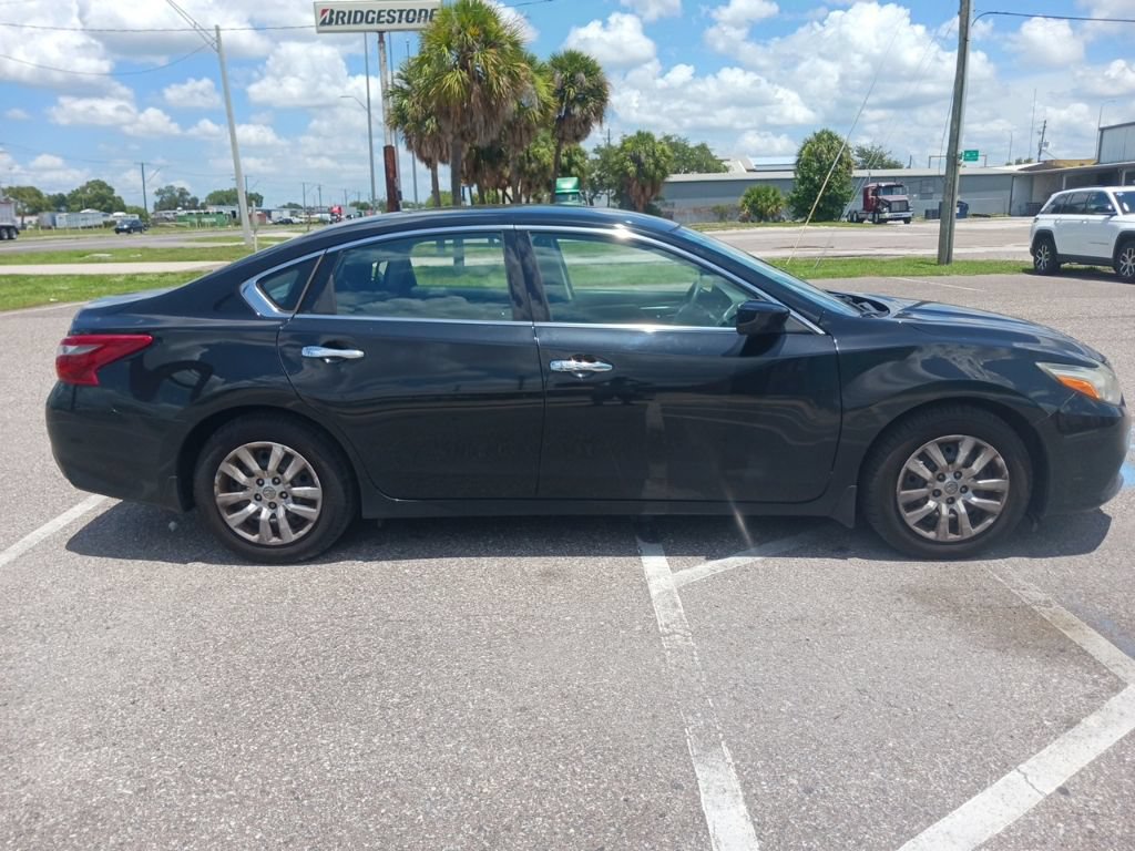 Used 2018 Nissan Altima 2.5 S w/ S Convenience Package FWD image 2