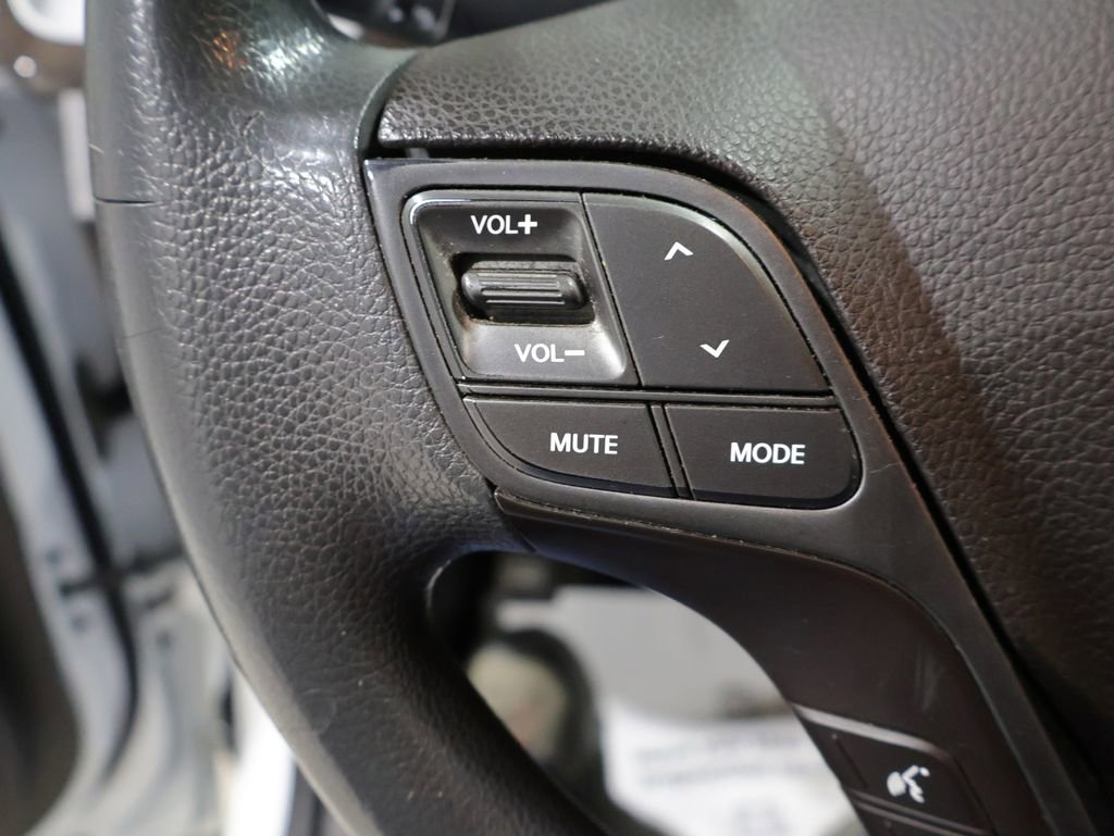 Used 2018 Hyundai Santa Fe Sport image 32