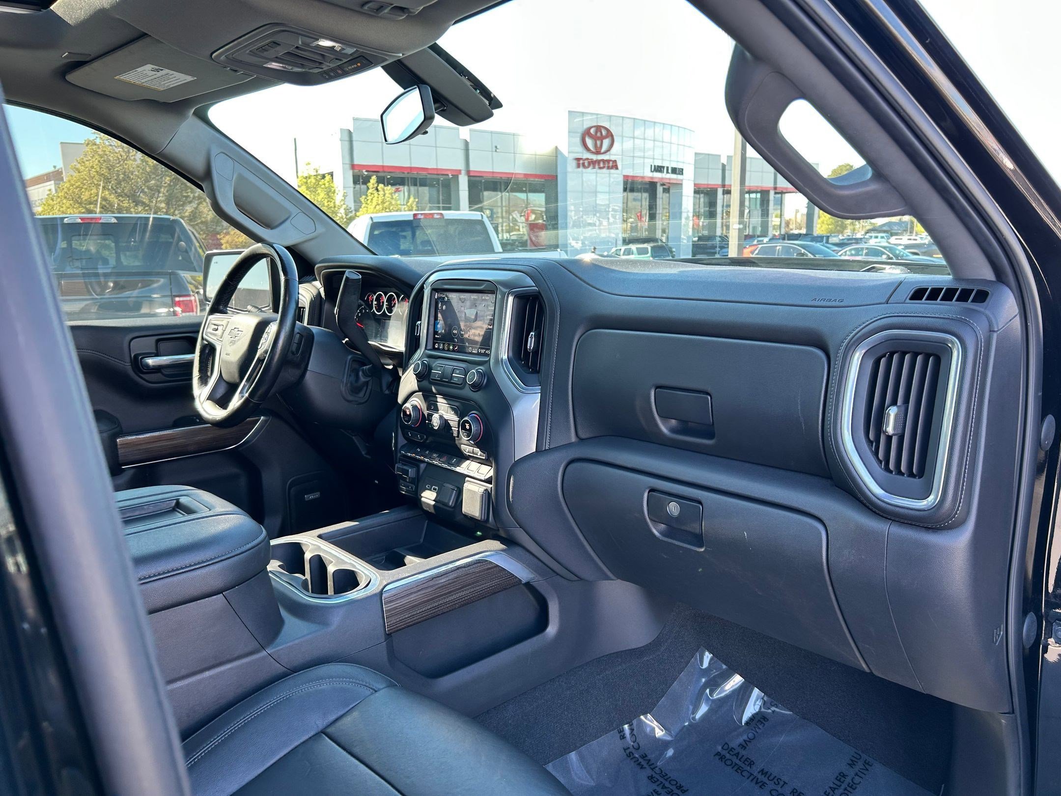 Used 2020 Chevrolet Silverado 1500 RST w/ All-Star Edition image 27