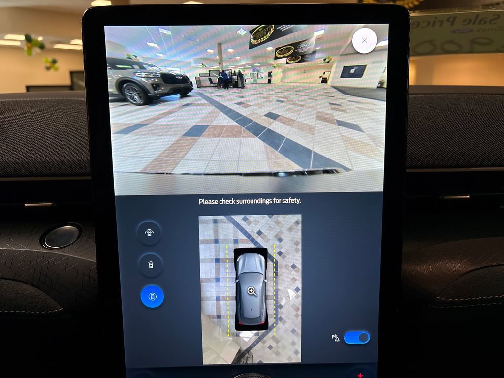 Certified 2025 Ford Mustang Mach-E GT image 22