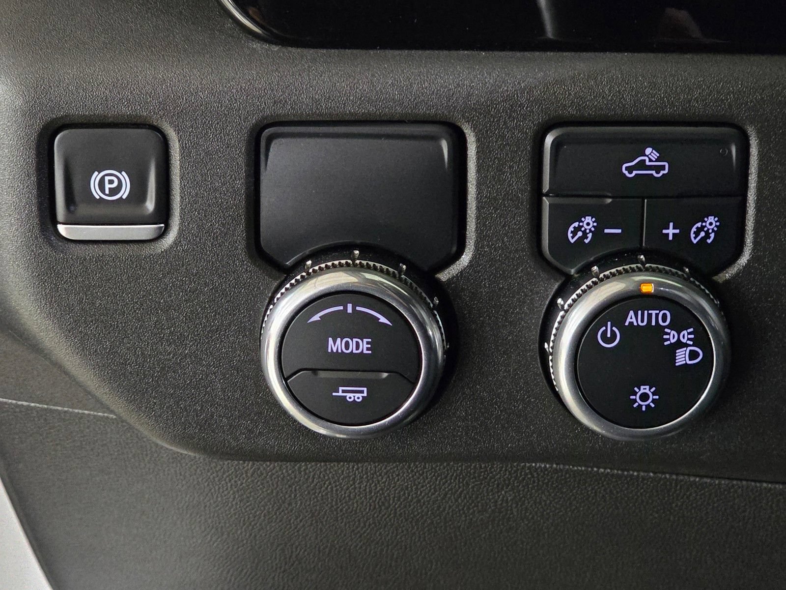 Used 2024 GMC Sierra 1500 SLE RWD image 34