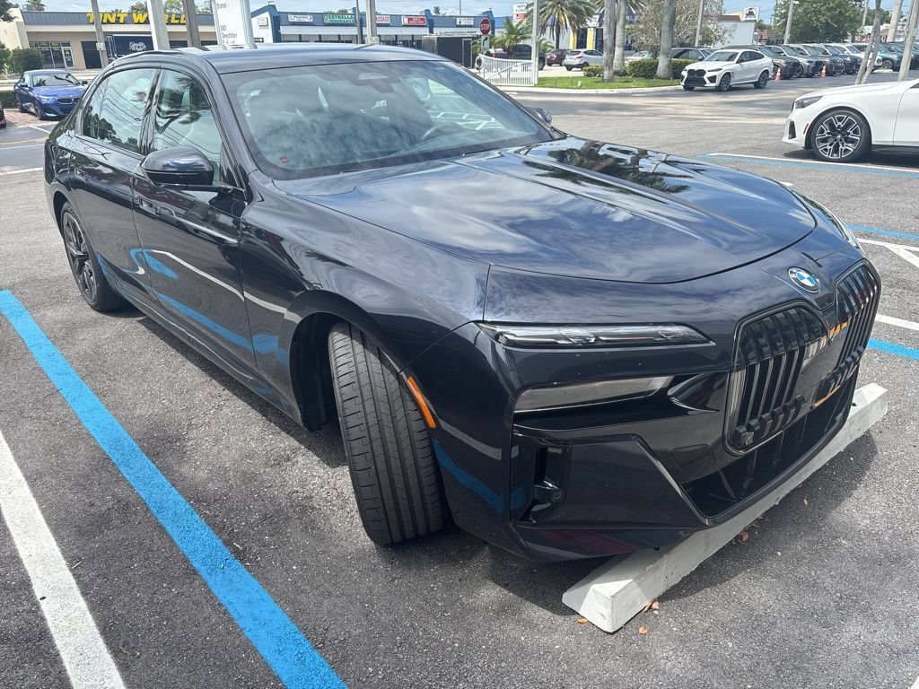 Used 2024 BMW 740i w/ Executive Package RWD image 11