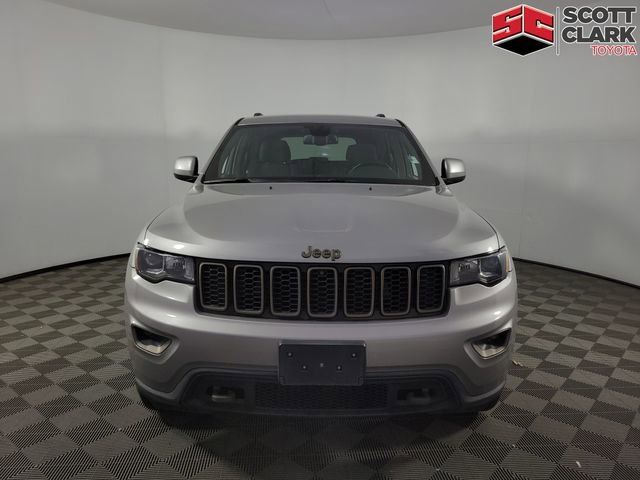 Used 2016 Jeep Grand Cherokee Laredo 75th Anniversary AWD/4WD image 2
