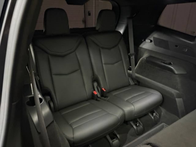 Used 2024 Cadillac XT6 Luxury w/ LPO, Floor Liner Package AWD/4WD image 19