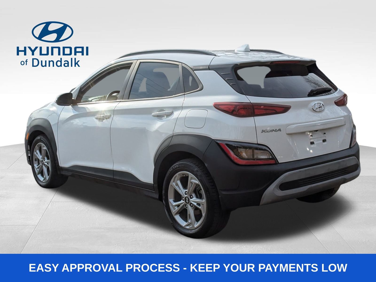 Used 2023 Hyundai Kona SEL w/ Cargo Package FWD image 3